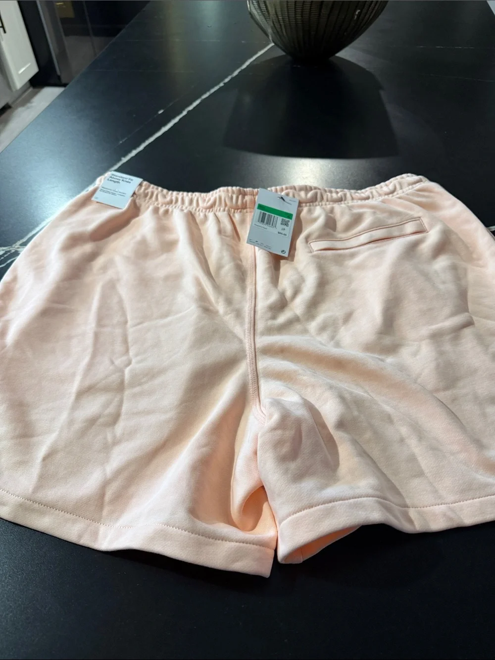 Nike Men's Light Peach Drawstring Athletic Shorts